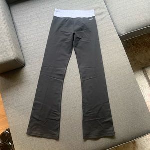 Lorna Jane yoga pants